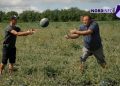 VIDEO // Gustul verii crește la Răuțel. Povestea unui agricultor care cultivă pepeni de diferite soiuri și și-a câștigat clienții prin calitate