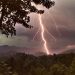 METEO // După mai multe zile de caniculă se așteaptă ploi cu descărcări electrice