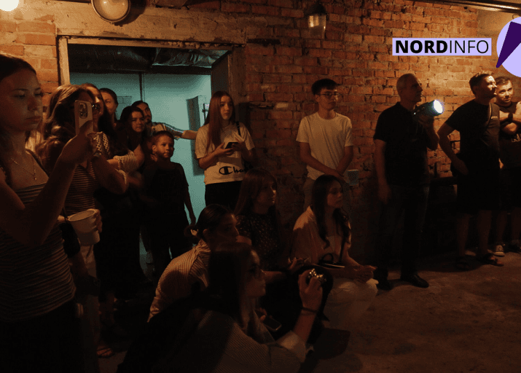 VIDEO // Teatrul din Bălți își dezvăluie secretele: vizitatorii ajung în backstage