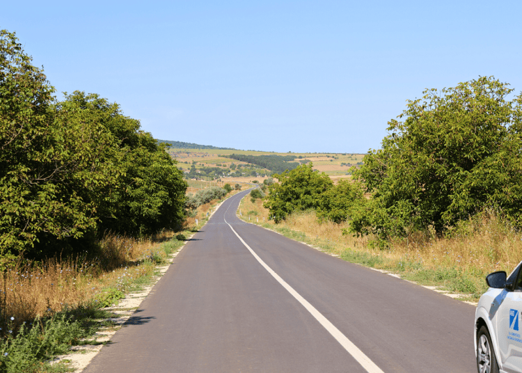 FOTO // 8,5 km de drum regional din Fălești, renovați