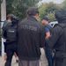 VIDEO // Șapte moldoveni, cercetați pentru tâlhărie și tentativă de omor asupra unui bărbat din Dondușeni, în Cehia