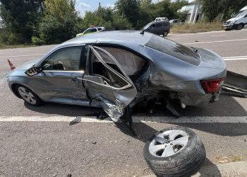 FOTO // Un copil de 11 ani și o femeie, răniți într-un accident pe traseul R14, la Soroca