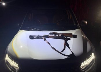 Două persoane, depistate în timp ce vânau ilegal în raionul Fălești