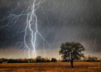 După caniculă vin ploile. Cod Galben de instabilitate atmosferică în nordul și centrul țării