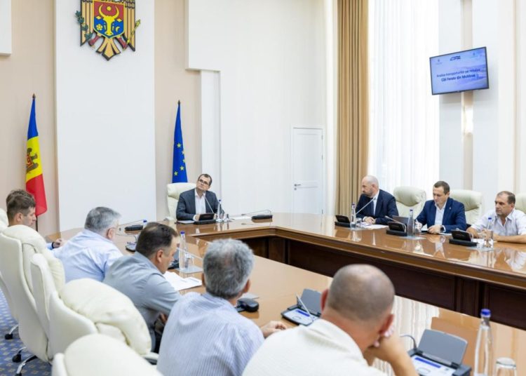 Vasile Tofan, despre tranzitul cerealelor ucrainene: „Agricultorii noștri au prioritate pe Calea Ferată a Moldovei, nu există limită de capacitate, iar tariful pentru ei este mai mic decât pentru cei ucraineni”