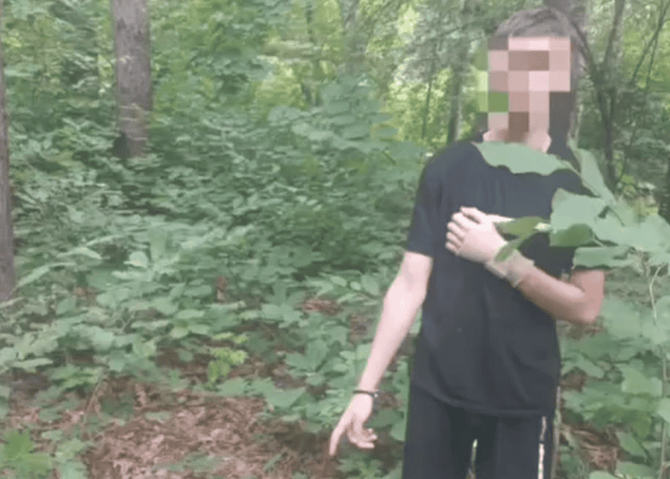 VIDEO // Doi minori din Edineț, suspectați de circulația drogurilor. Polițiștii au ridicat sute de pachețele cu substanțe