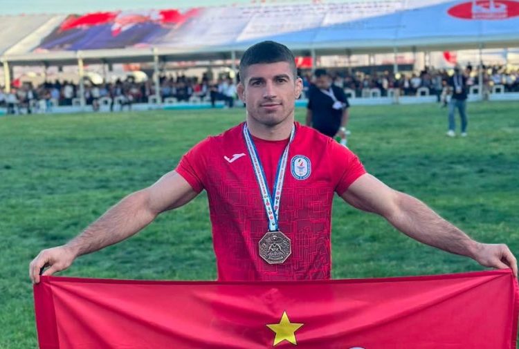 Vasile Diacon a obținut medalia de bronz la Campionatul Mondial Karakucak din Turcia
