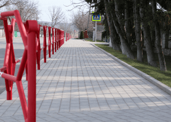 Peste 3,9 kilometri de trotuare noi vor fi amenajate pe patru drumuri naționale din nordul țării