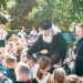 FOTO // Peste 600 de copii din Peresecina, vizitați de Mitropolitul Basarabiei. Ce daruri au primit