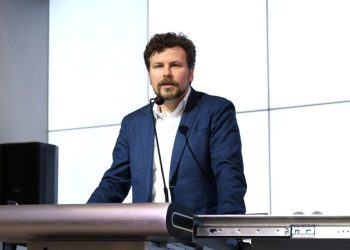 Examenele de clasa a IX-a ar putea fi revizuite după rezultatele PISA 2025. Dan Perciun propune și lectură zilnică în școli