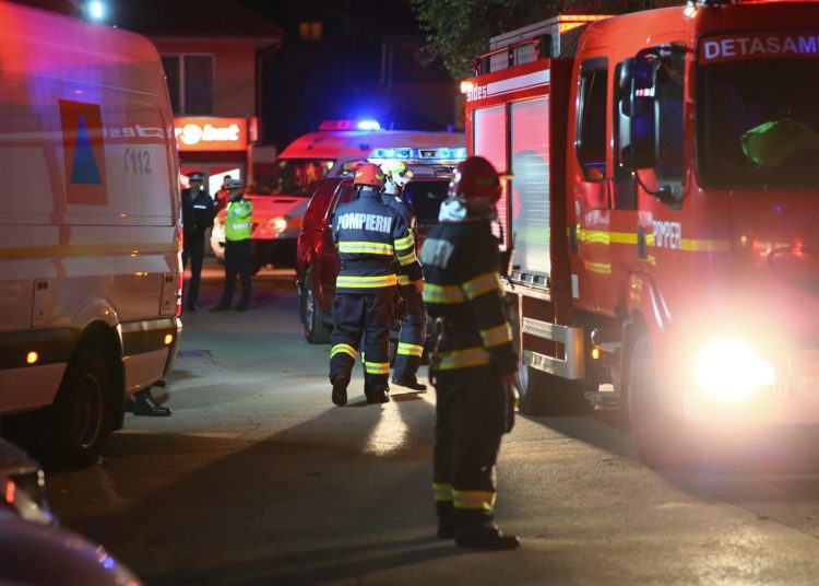 Plan Roșu în Bihor. Un incendiu la Spitalul de Psihiatrie din Ștei ar fi fost provocat de pacienți