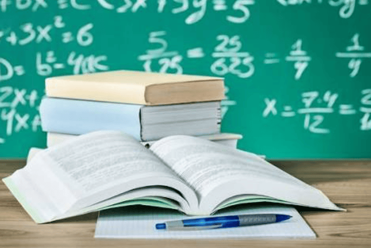 Un nou an de studii începe astăzi în Republica Moldova. Ce îi așteaptă pe elevi și studenți